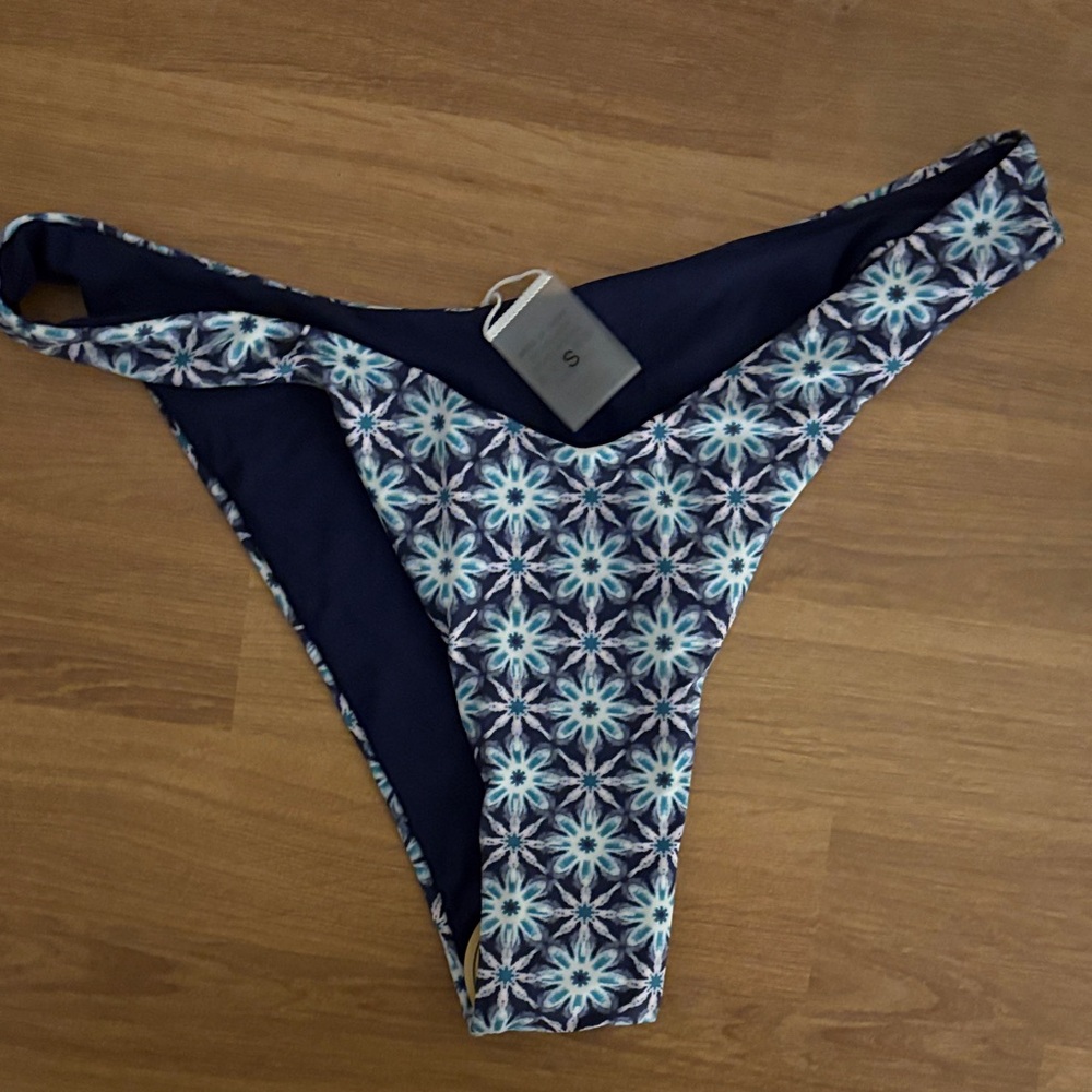 NWT Floral Navy Women's Swim Bottom